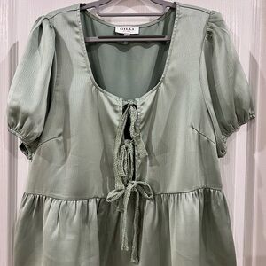 Gilli Light Green Tie-Front Blouse